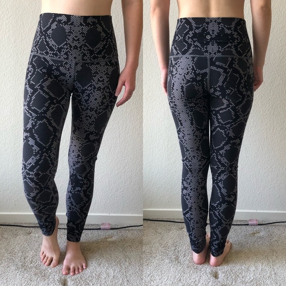 lululemon athletica Pants - Lululemon Wunder Under leggings Hi-Rise snake coal